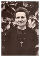1J13-132_CHOMBARTprisca_v2.jpg