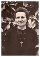 1J13-132_CHOMBARTprisca_v2.jpg